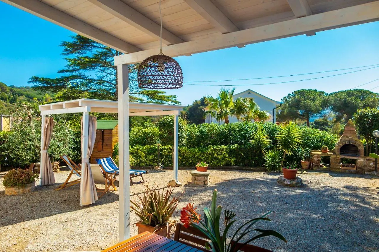 Villa Appartamento Norsi Ai Pini Capoliveri  Italia